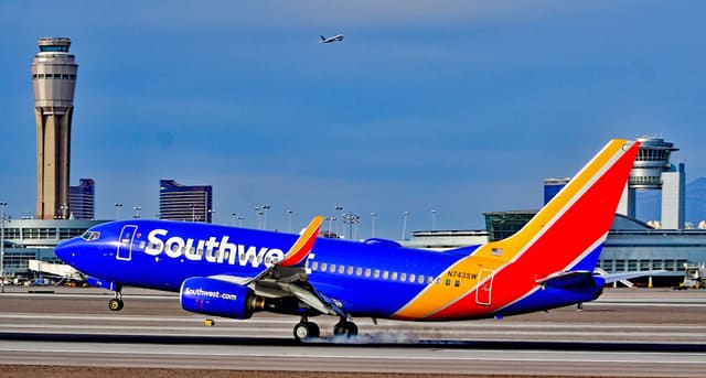 N743SW - Boeing