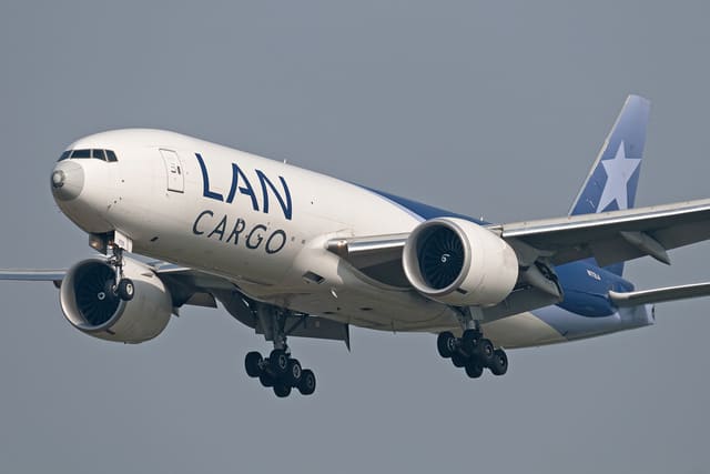 N772LA - Boeing
