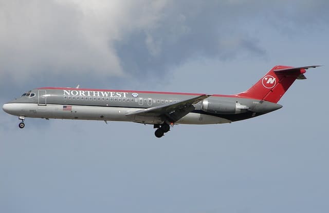 N8957E - Aircraft