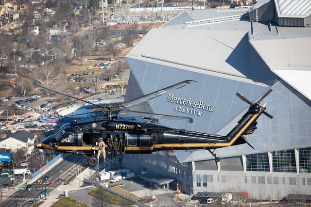 N72764 - Helicopter