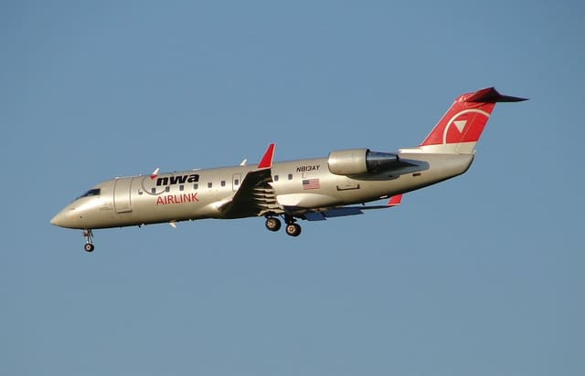 N813AY - Bombardier