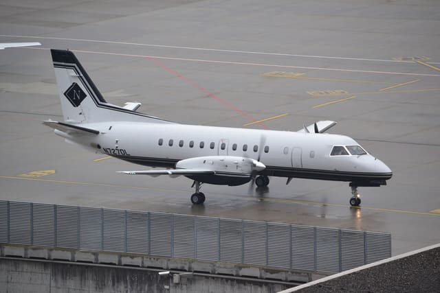 N727DL - Diamond