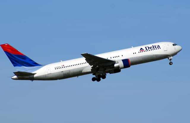 N198DN - Boeing