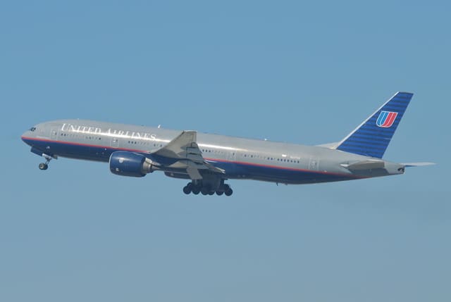 N227UA - Boeing
