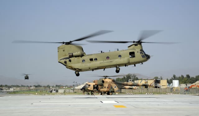  - Helicopter