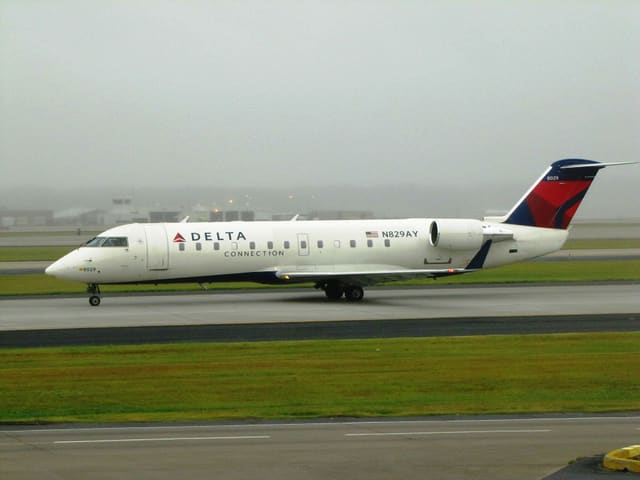 N829AY - Bombardier