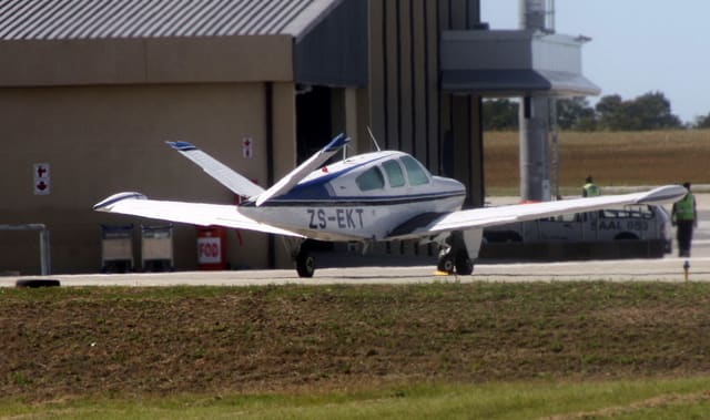 ZS-EKT - Beechcraft