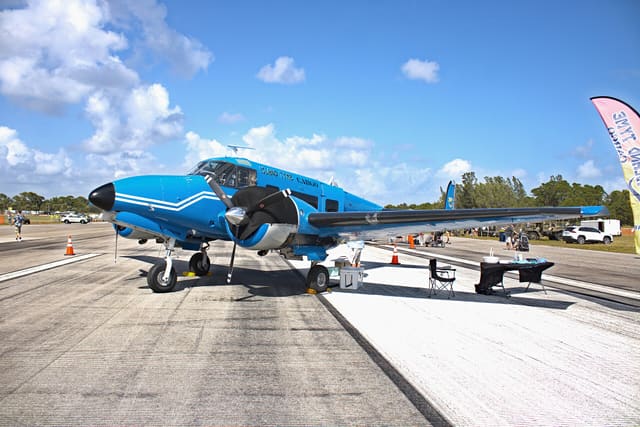 N22BR - Beech