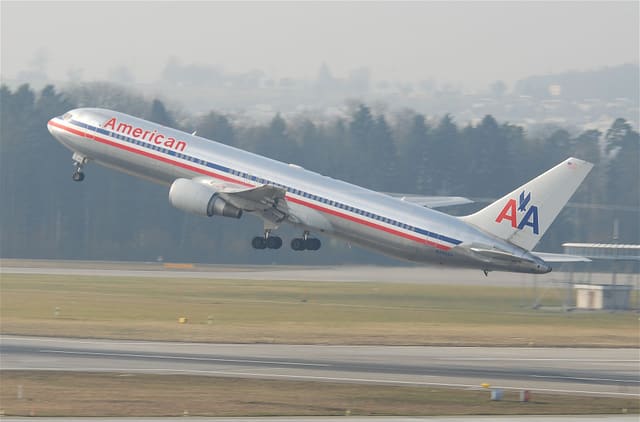 N346AN - Twin-engine aircraft