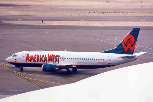 N329AW - Boeing