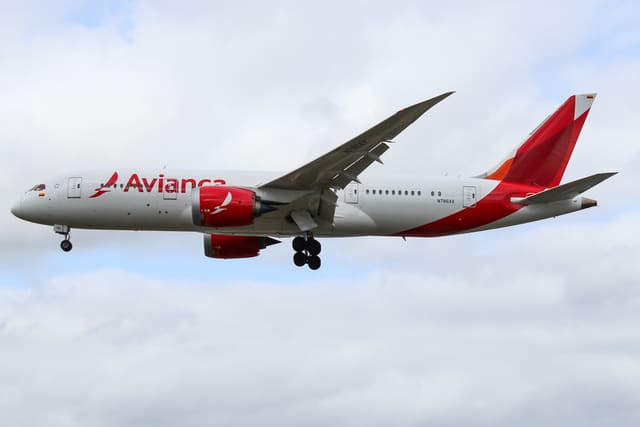 N786AV - Boeing