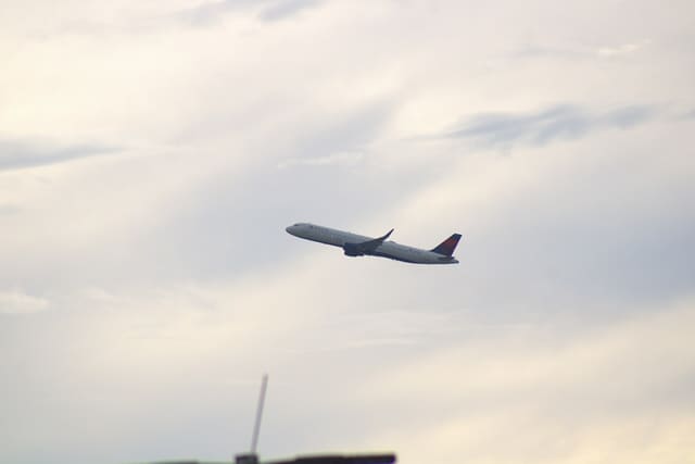 N348DN - Airbus