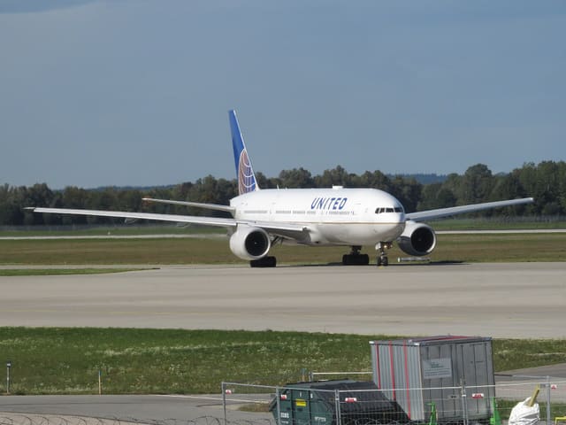 N229UA - Boeing