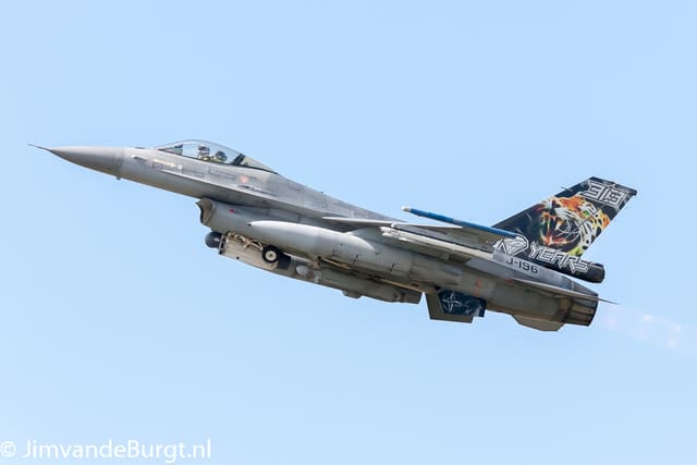  - Single-engine aircraft