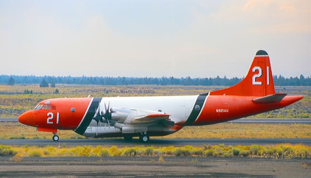 N921AU - Aircraft