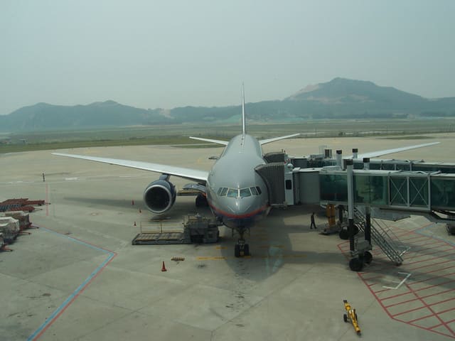 N216UA - Boeing