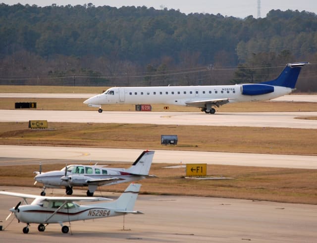 N281SK - Embraer