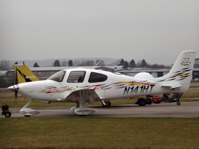 N141HT — Cirrus