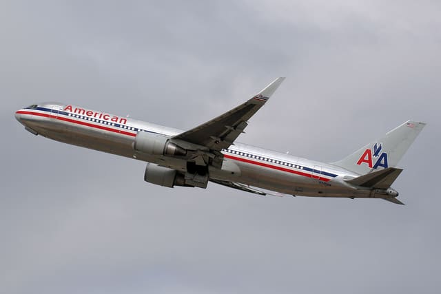 N345AN - Boeing