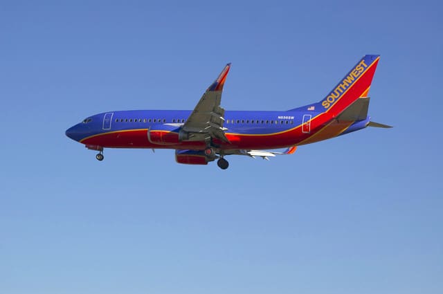 N656SW - Twin-engine aircraft