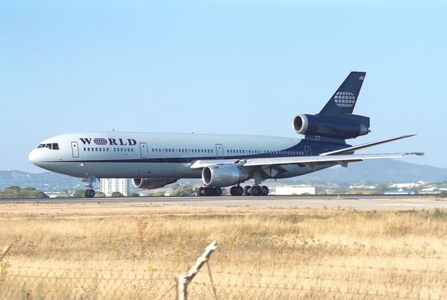 N112WA - Douglas