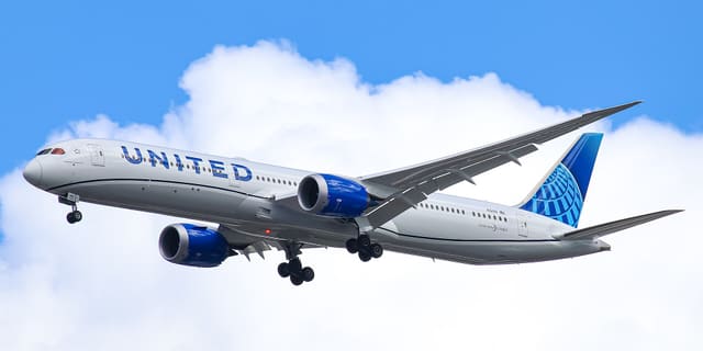 N12010 - Boeing