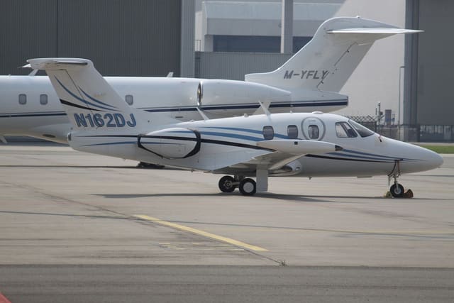 N162DJ - Business jet