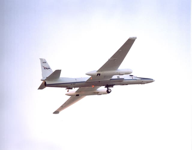 N806NA - Business jet