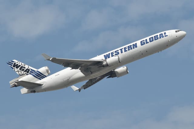 N783SN - Douglas