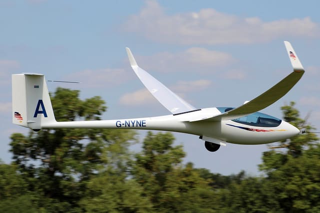 G-NYNE - Glider