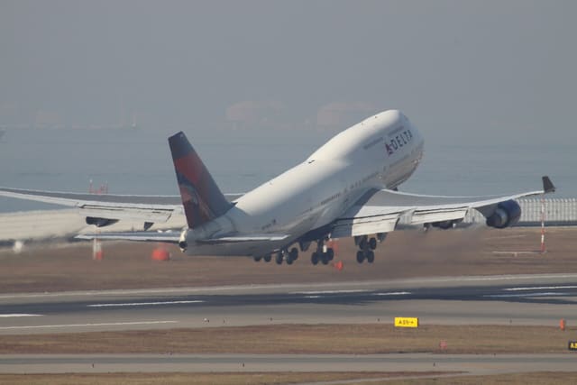 N676NW - Boeing