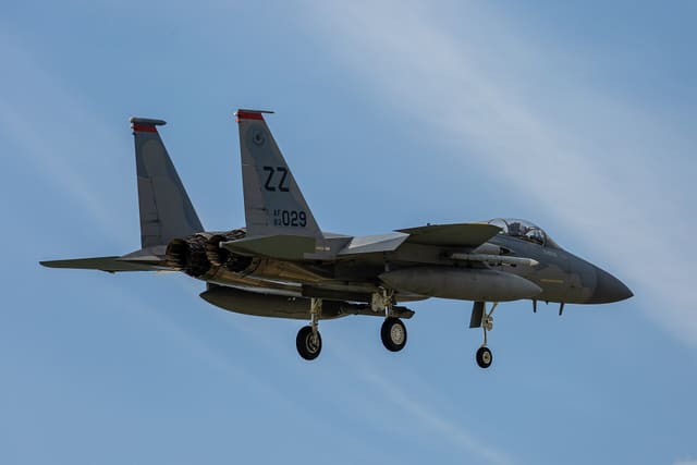  - Twin-engine aircraft