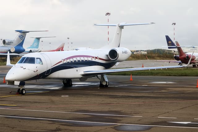 M-ABEC - Aircraft