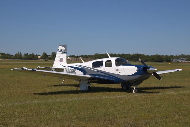 N33RK - Single-engine aircraft