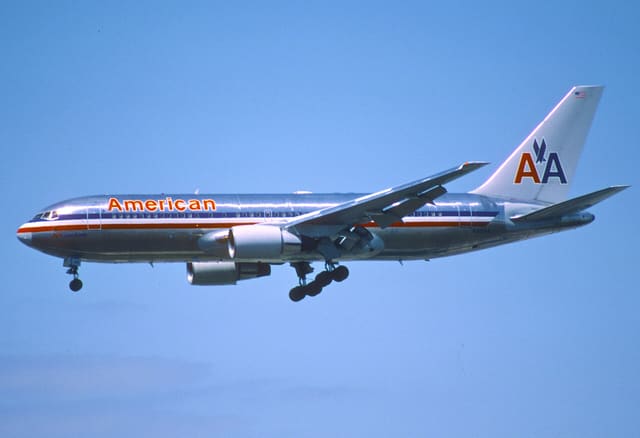 N312AA - Boeing