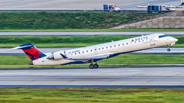 N759EV - Bombardier