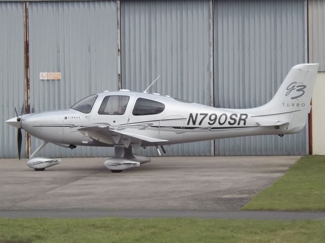 N790SR - Cirrus