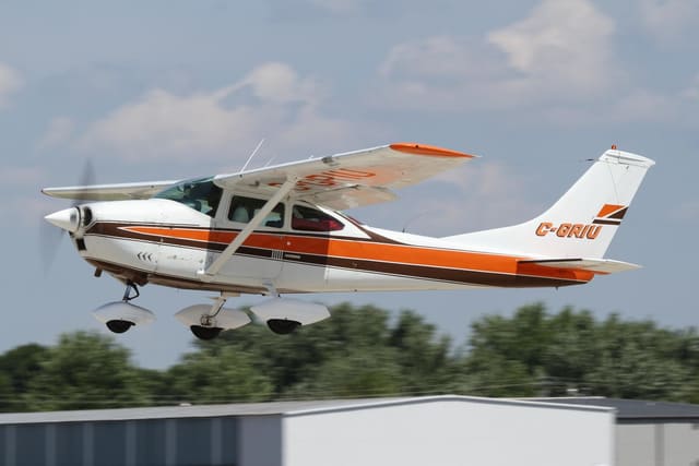 C-GRIU - Single-engine aircraft