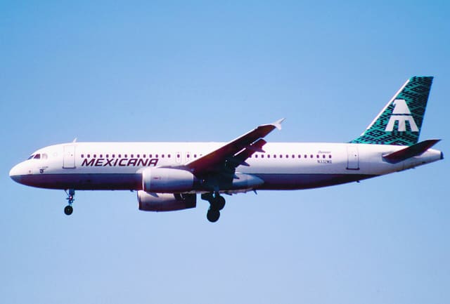 N332MX - Twin-engine aircraft