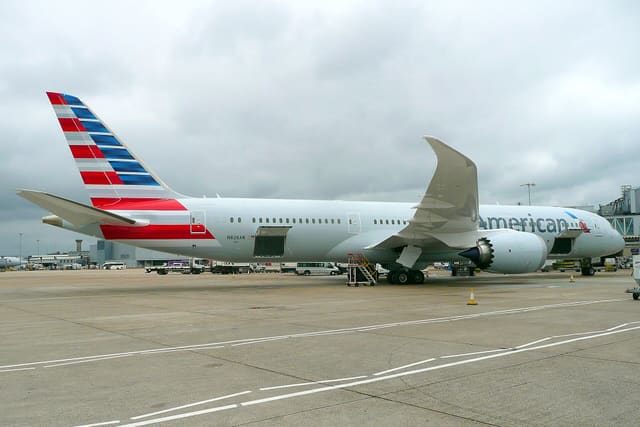 N826AN - Twin-engine aircraft