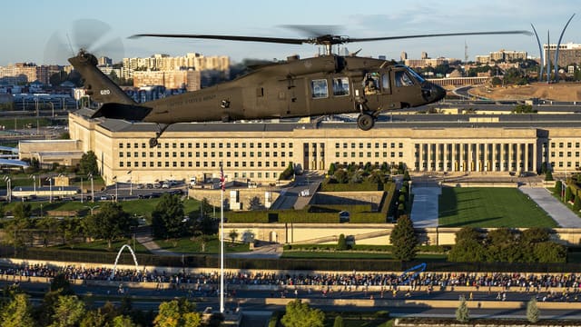  - Helicopter