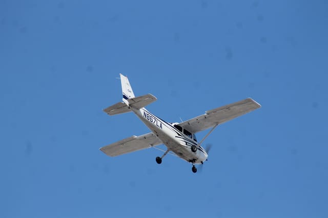 N867LA - Cessna