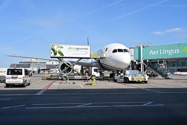 N30913 - Boeing