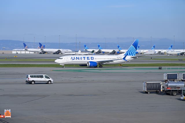 N27268 - Boeing