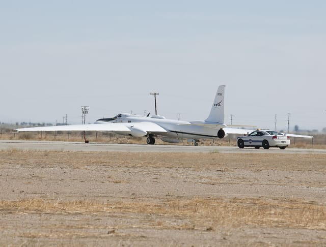 N809NA - Business jet