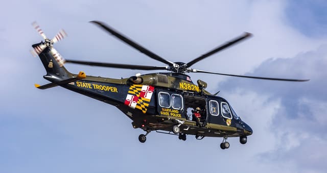 N382MD - Helicopter