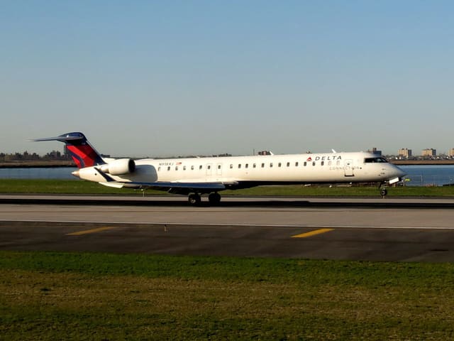 N918XJ - Bombardier