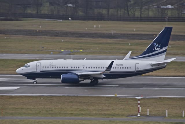 N920DS - Twin-engine aircraft