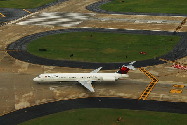 N978DL - Aircraft