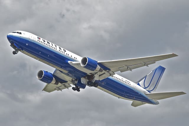 N649UA - Boeing